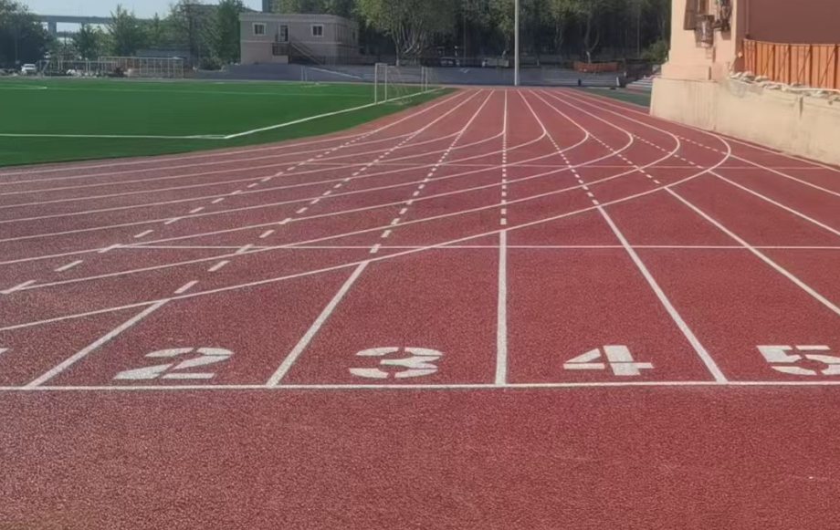 伊春市幼儿园塑胶跑道学校运动操场 - 厂家